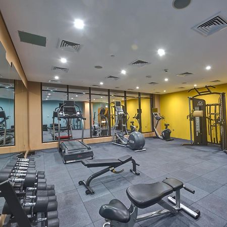 Abar Hotel Apartments Dip-1 Дубай Екстер'єр фото