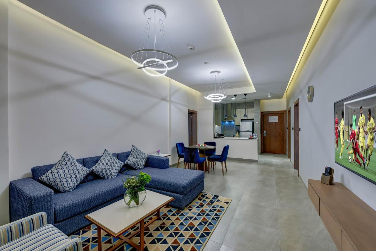 Abar Hotel Apartments Dip-1 Дубай Екстер'єр фото