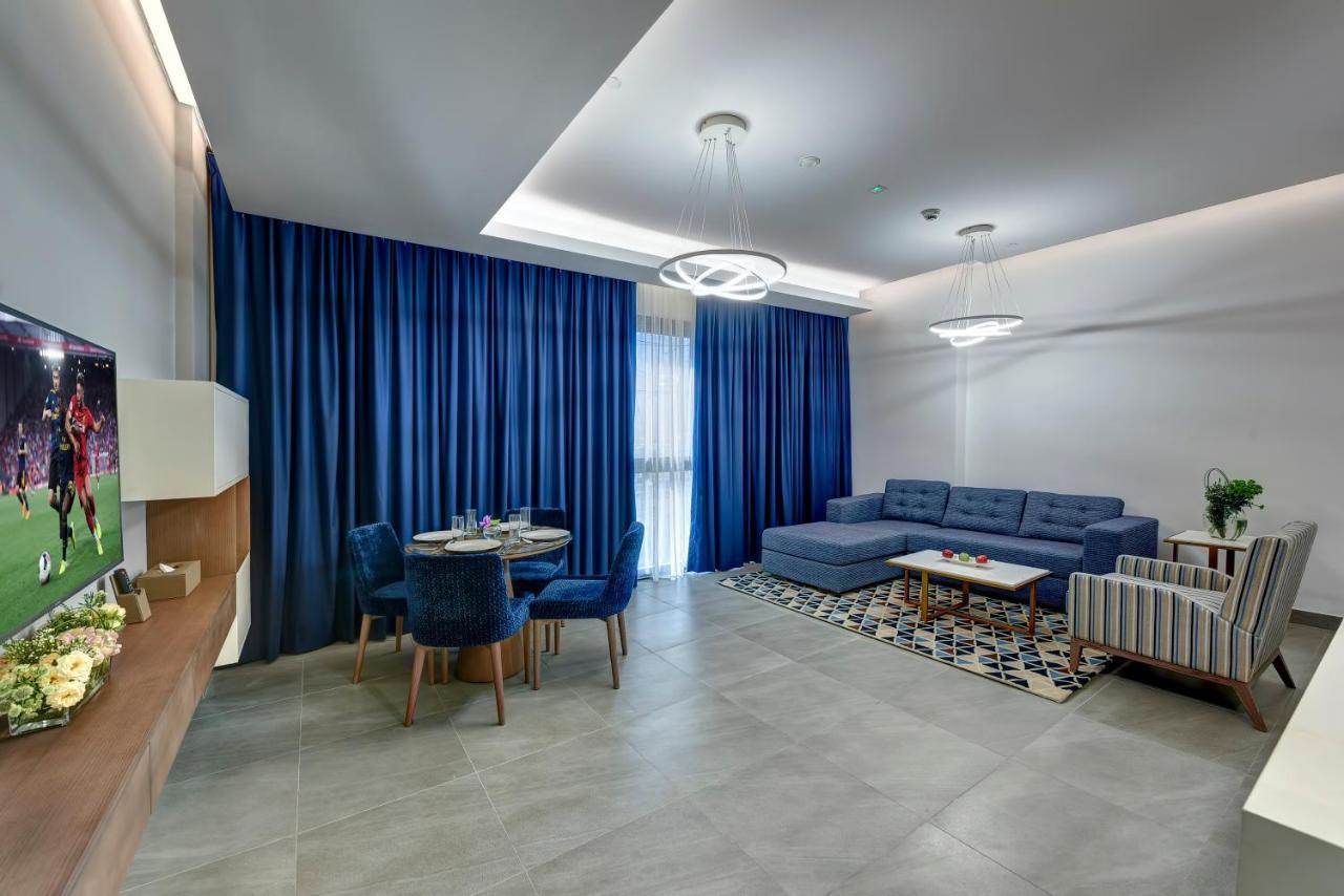 Abar Hotel Apartments Dip-1 Дубай Екстер'єр фото